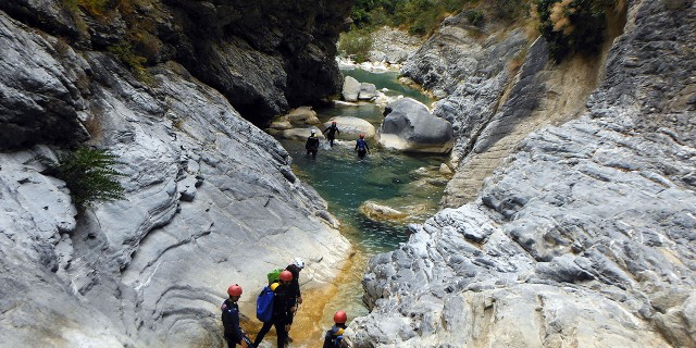 Canyoning-debut-descente-canyon-barbaira