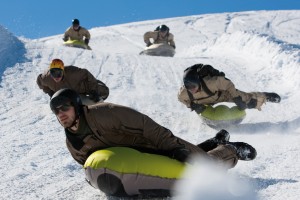 Teambuilding airboard auron