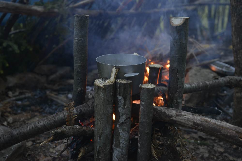 cairn expe bivouac cuisine feu