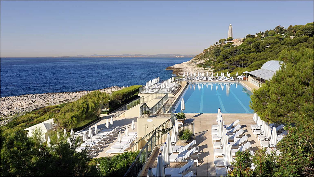 Piscine Palace Cote Azur - Cairn Expe