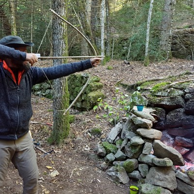 La hachette de survie - YAKA SURVIE - Stages de survie dans les Alpes