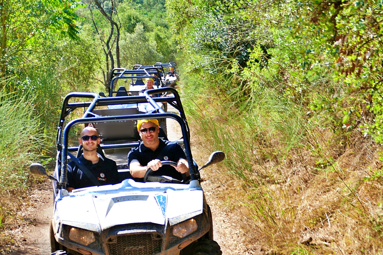 Buggy à Agay - Team building - Côte d'Azur