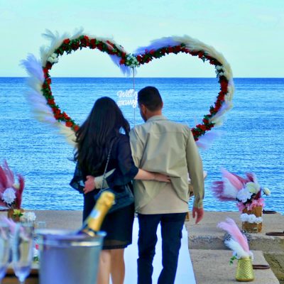 coeur plage demande mariage insolite